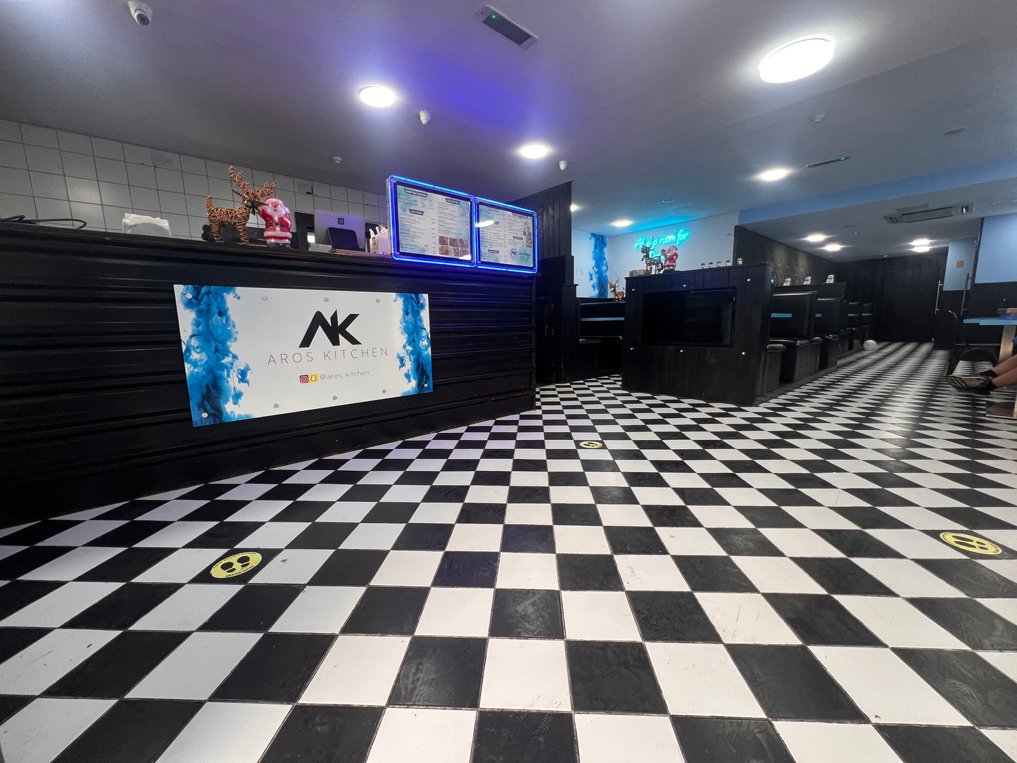 TABLE BOOKING FOR NEWTON